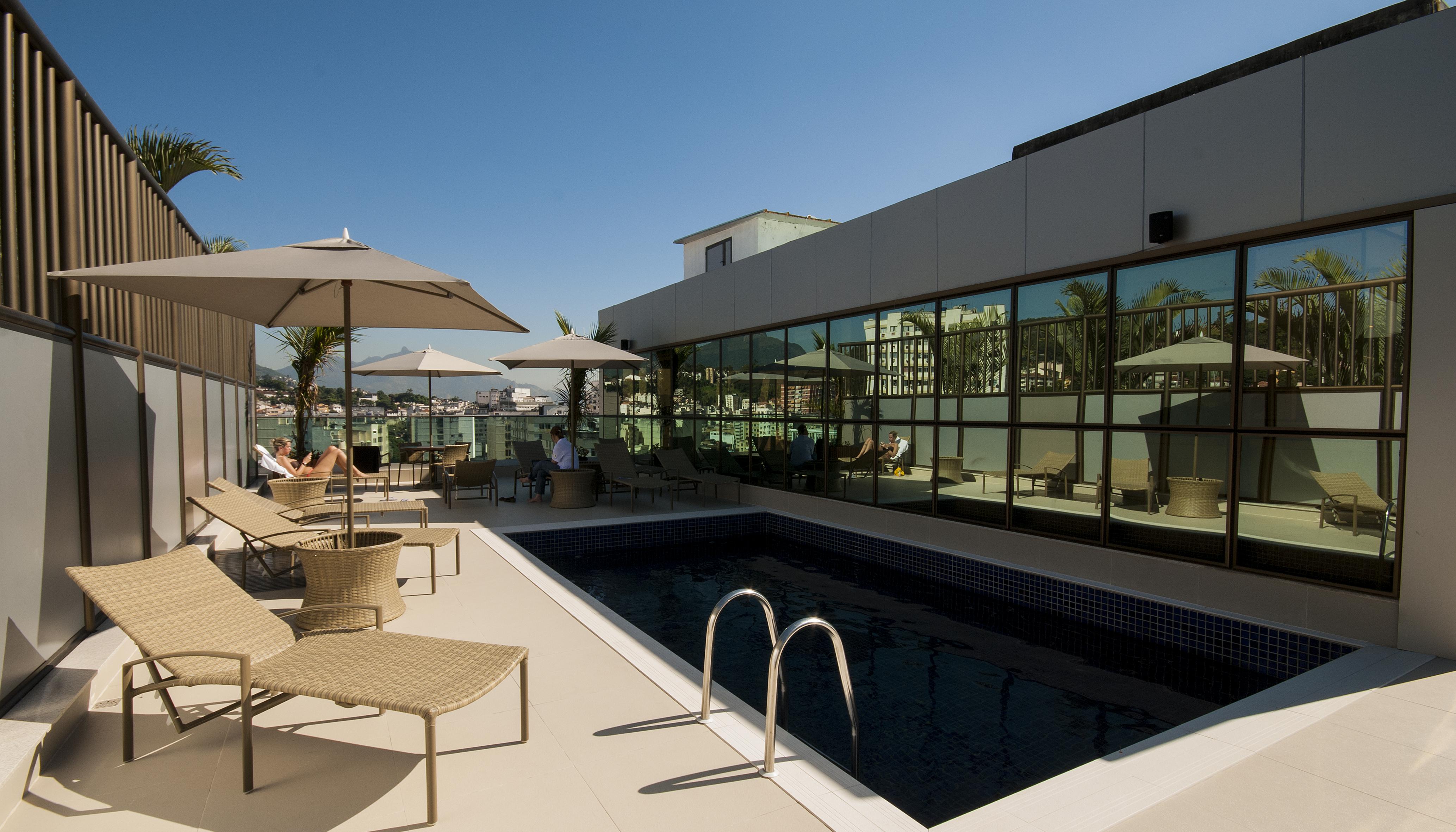 Americas Granada Hotel