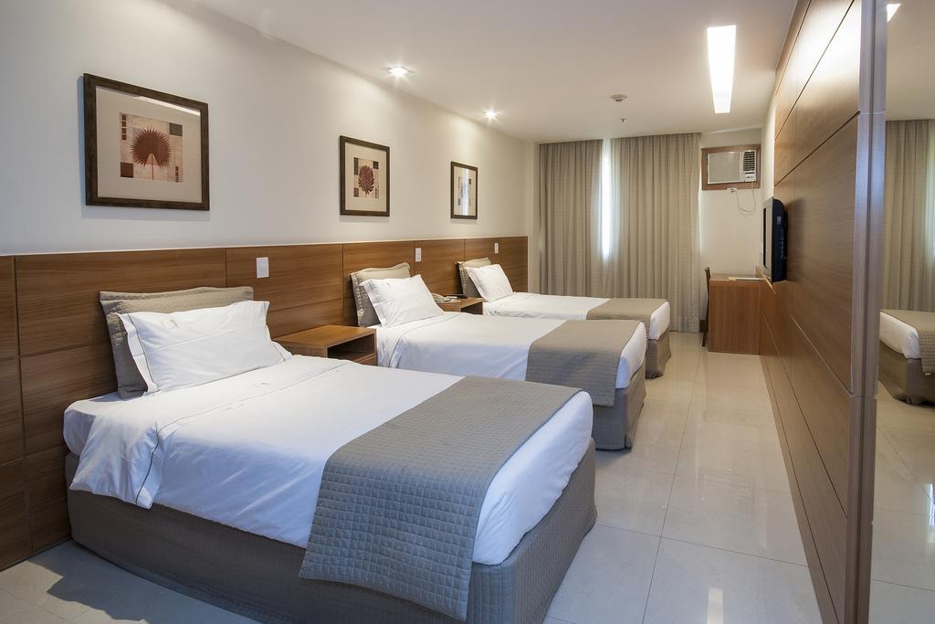 Hotel Americas Granada 4*